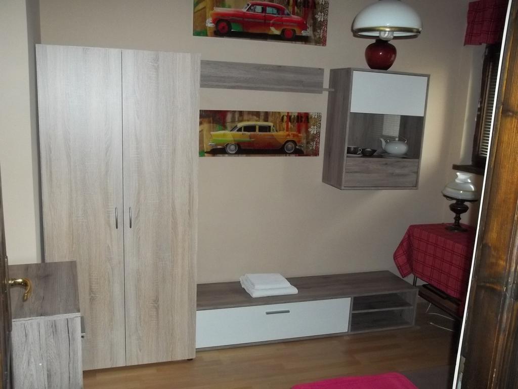 Natura Apartman Krakkó Szoba fotó